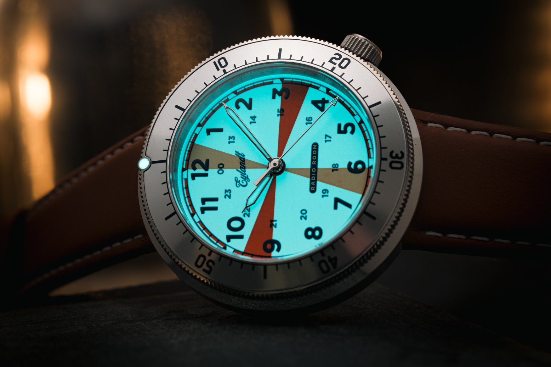 Eylandt The Puck The Radio Room Lume Shot