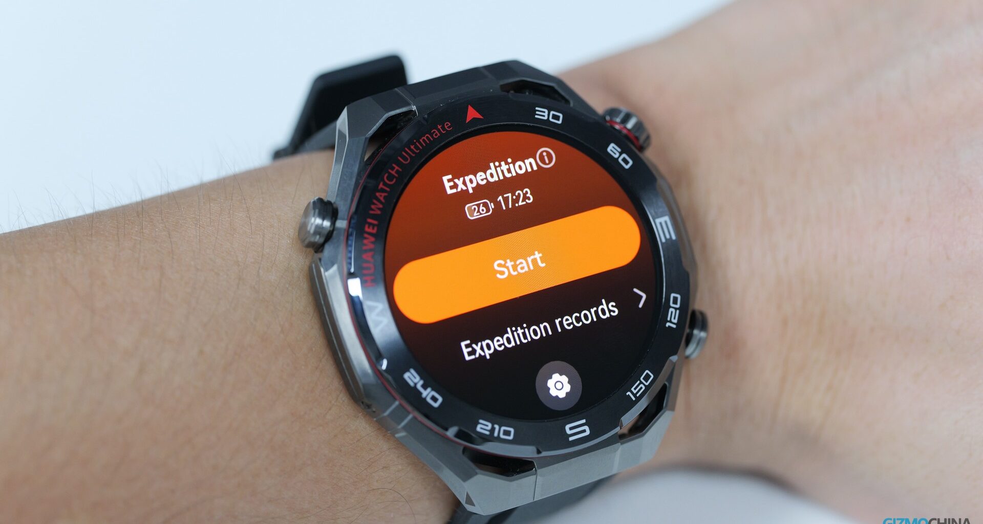 Huawei Watch Ultimate 2 update brings better eSIM support, external sensor pairing, and more