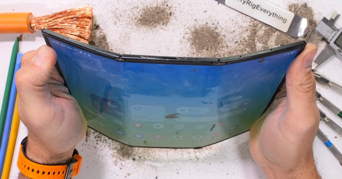 Watch Samsung's TriFold score an unfortunate first in this durability test