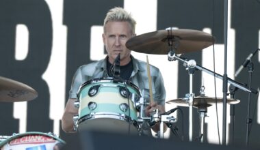 Josh Freese says he still doesn't know why he was fired from Foo Fighters while Trent Reznor explains "drummer swap"