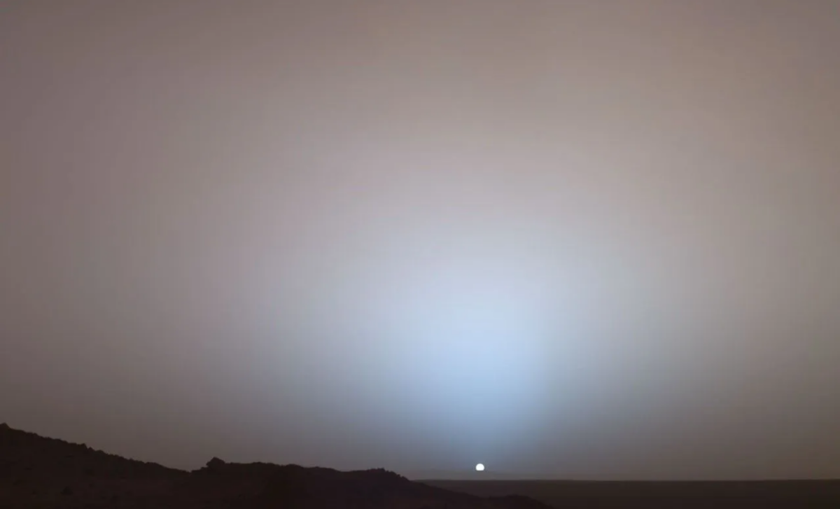 Most Detailed Sunset Images On Mars Reveal Stunning Atmospheric Layers