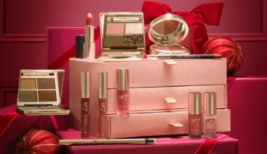 WIN a No7 Pro Artist Ultimate Glamour Beauty Vault, worth over €180