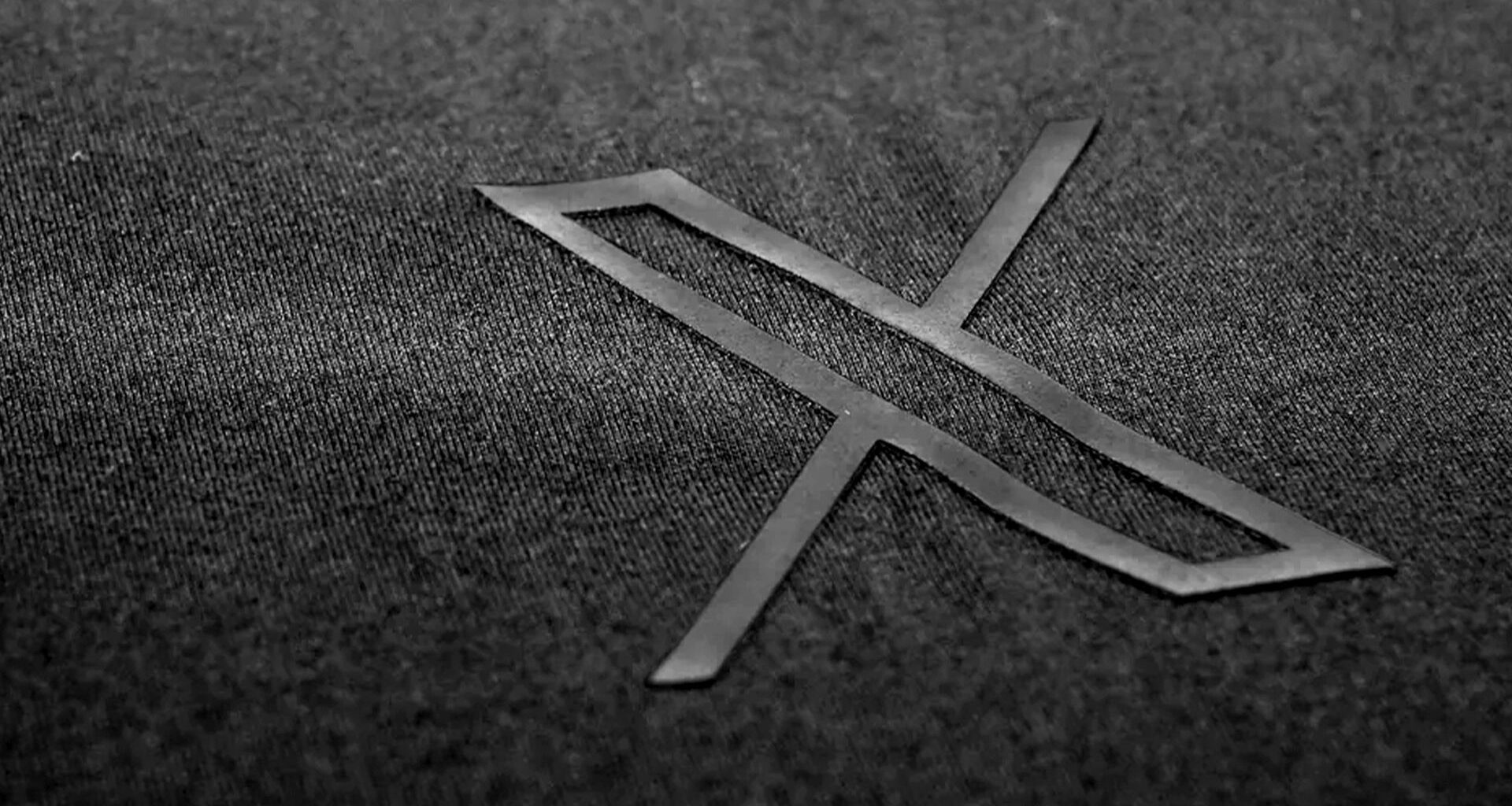 Controversial new AI image editor has artists deserting X (again)