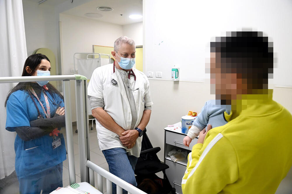 Photo: Kobi Kuenkas חזרה למסכות במחלקת הילדים בבית החולים וולפסון