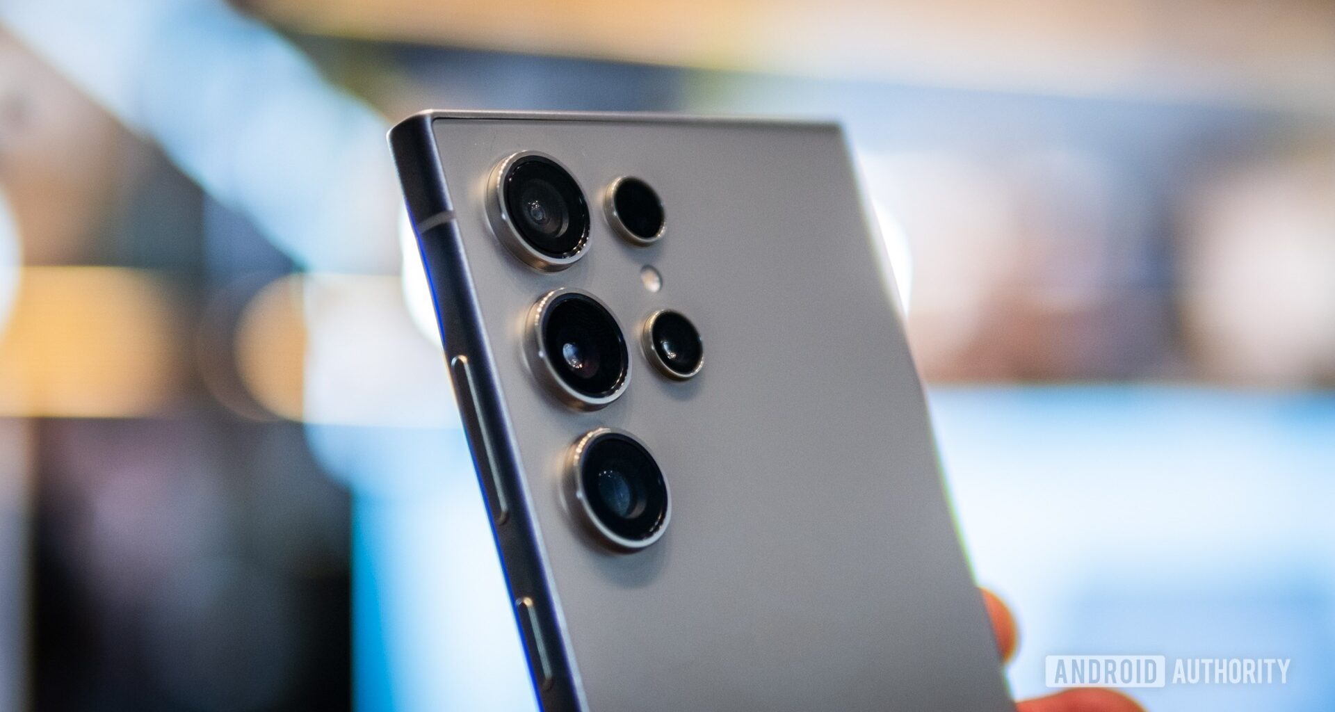 Samsung Galaxy S24 Ultra camera housing angled