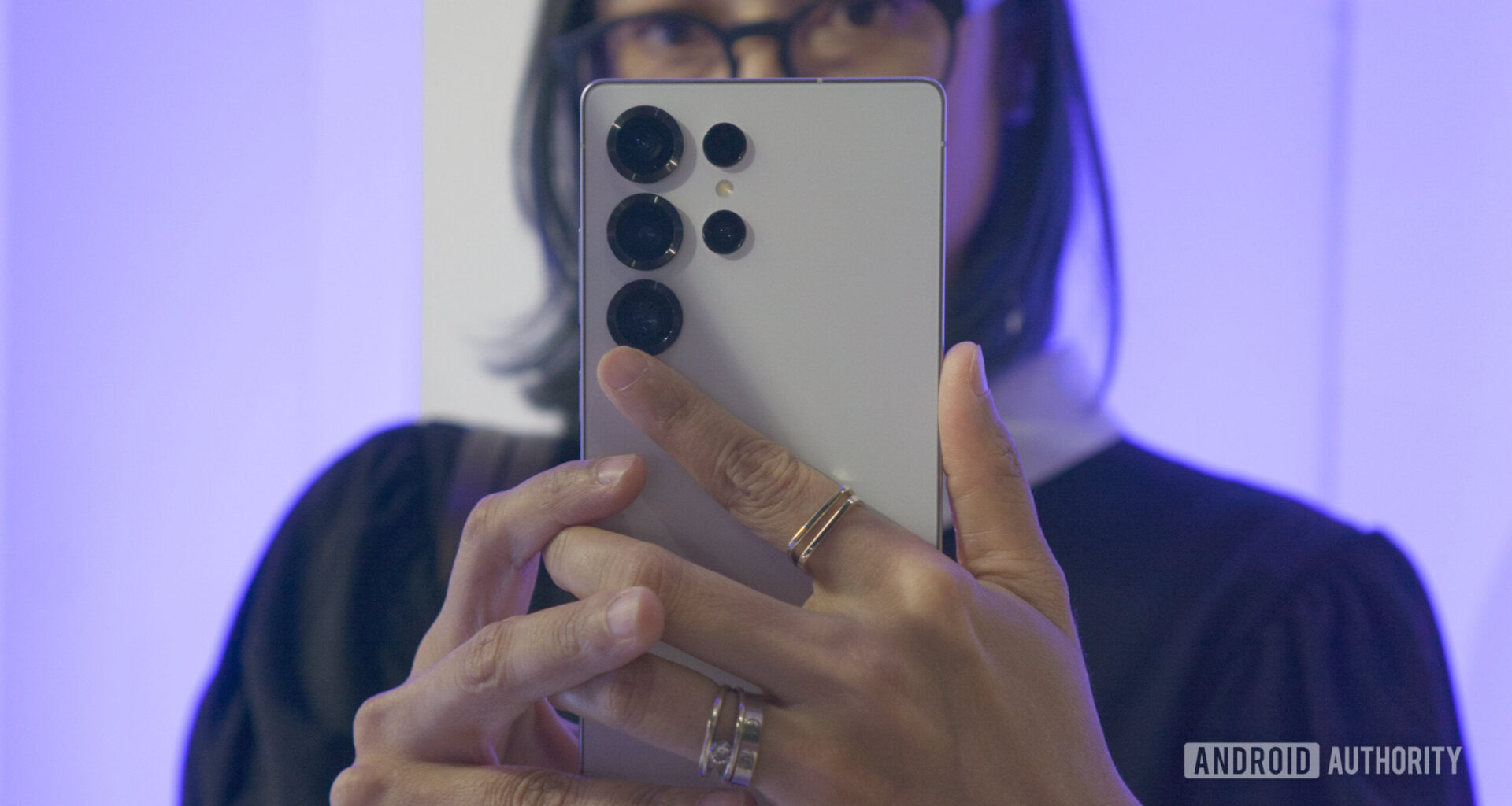 Samsung Galaxy S25 Ultra in hand showing cameras