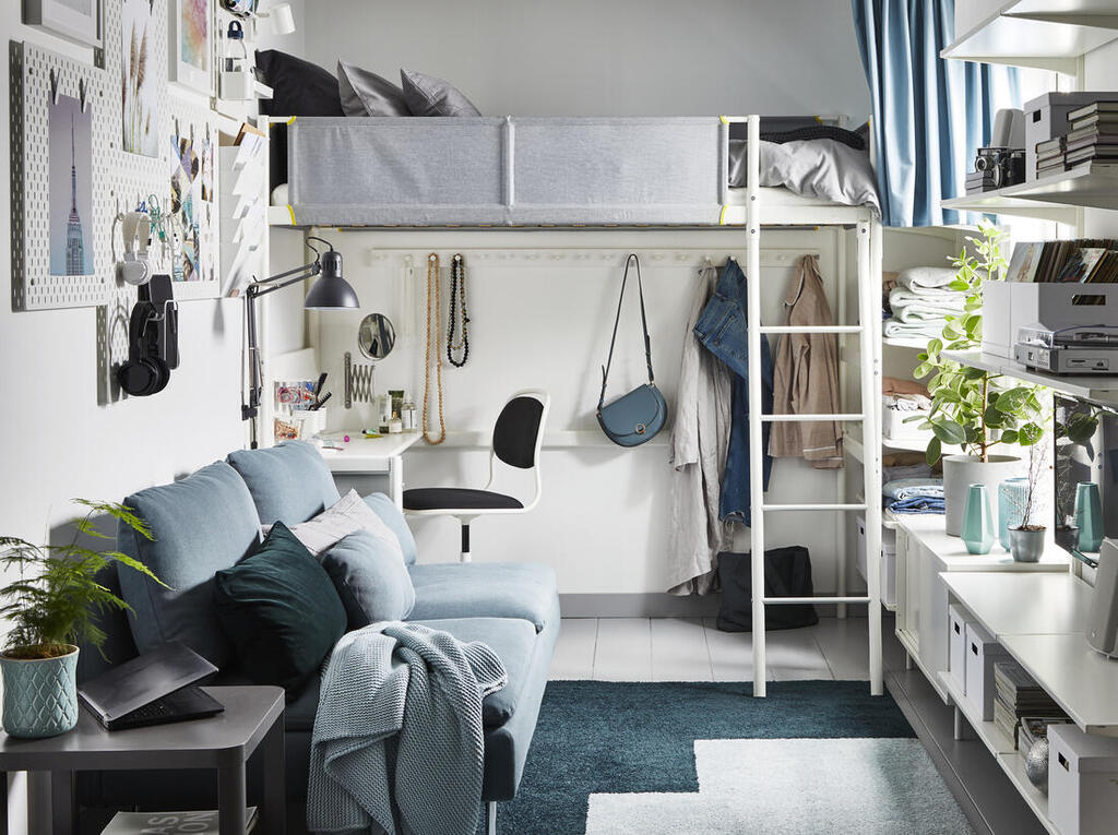 Maximize vertical space. VITVAL loft bed, which includes a built-in desk underneath (Photo: IKEA) מיטת גלריה עם משטח שולחן VITVAL, איקאה