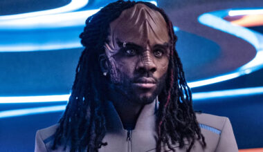 Star Trek Star Hits Back At New Show's Klingon Controversy