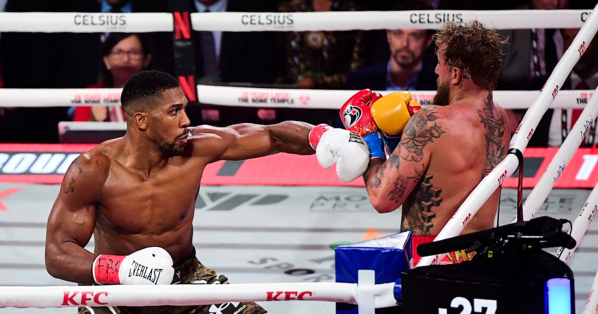 Hospitalised Jake Paul given ‘kudos’ by Donald Trump as Anthony Joshua overwhelms YouTuber – The Irish Times