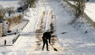 Met Éireann forecasts possibility of snow as temperatures drop across Ireland – The Irish Times