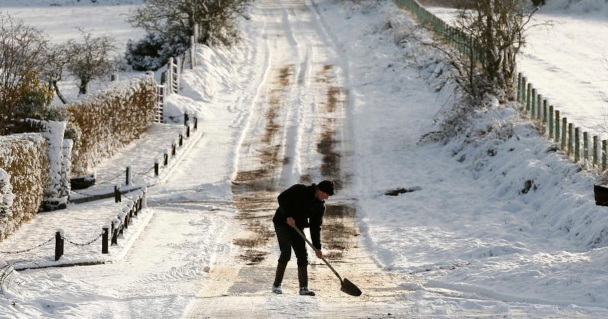 Met Éireann forecasts possibility of snow as temperatures drop across Ireland – The Irish Times