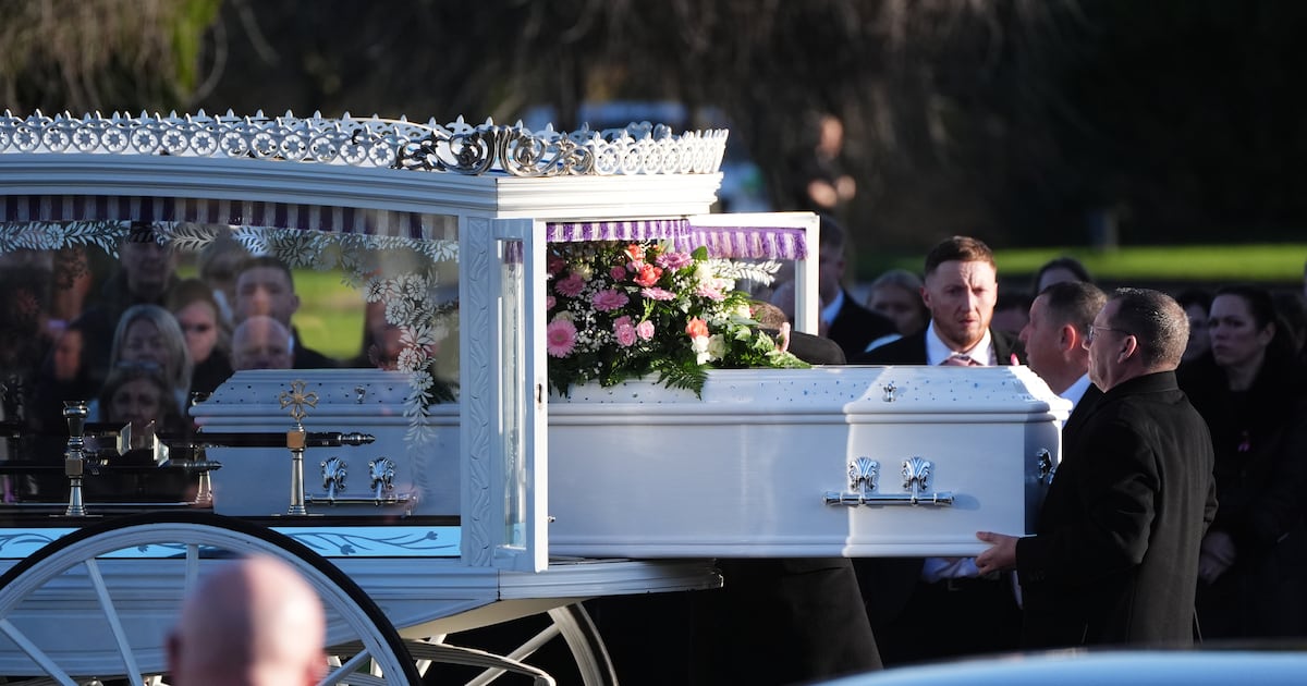 Mourners remember ‘most perfect’ Chloe Hipson, killed with friends in Co Louth car crash – The Irish Times