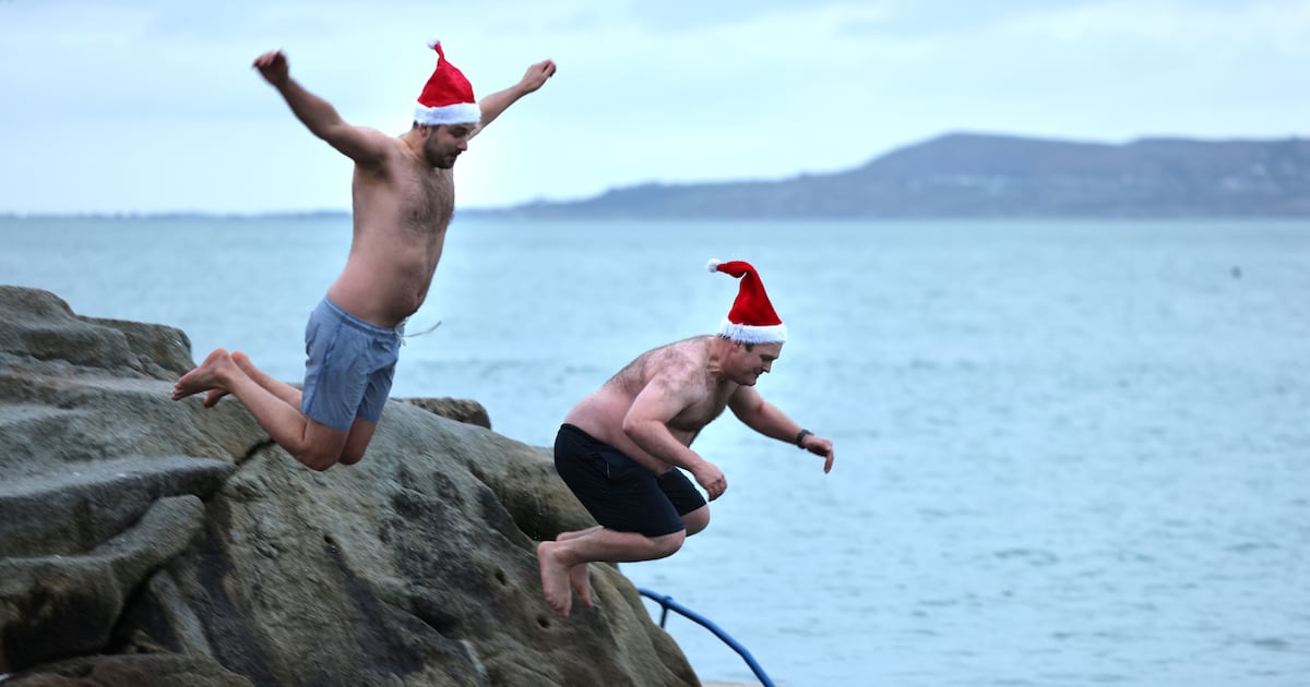 Temperatures set to drop to -2 over weekend but white Christmas unlikely – The Irish Times