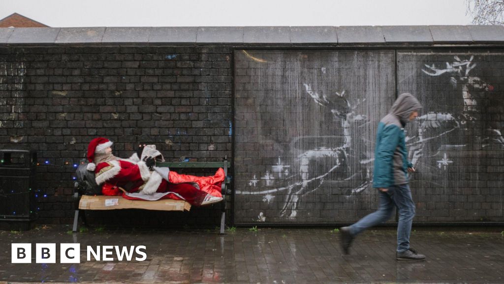 New artwork appears next to well-known Birmingham Banksy