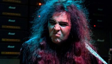 Yngwie Malmsteen Calls Out Former Singers in New Statement