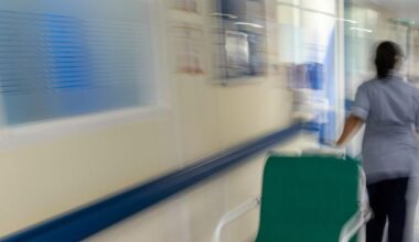 HSE Chief Medical Officer warns of ‘ongoing pressures’ from flu cases