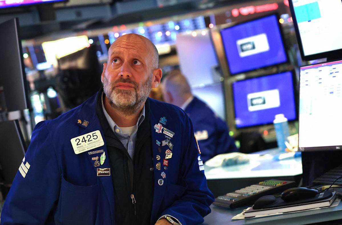 Dow, S&P 500, Nasdaq slip as tech slides ahead of jobs report