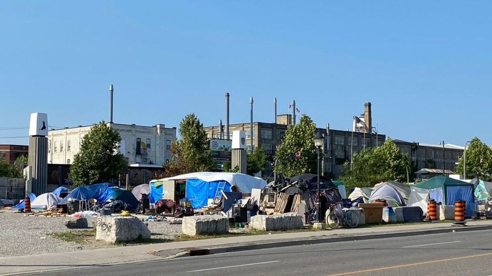 Sharp price increases make basic foodstuffs unaffordable for millions in Canada