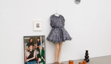 How Darren Bader Makes a Show (Buying Amy Winehouse’s Weight Machine)