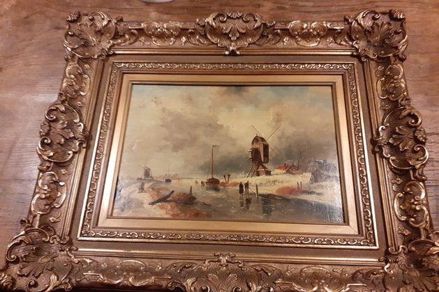 Kerry volunteers urge public to ‘have a look out’ after valuable painting goes missing from charity shop