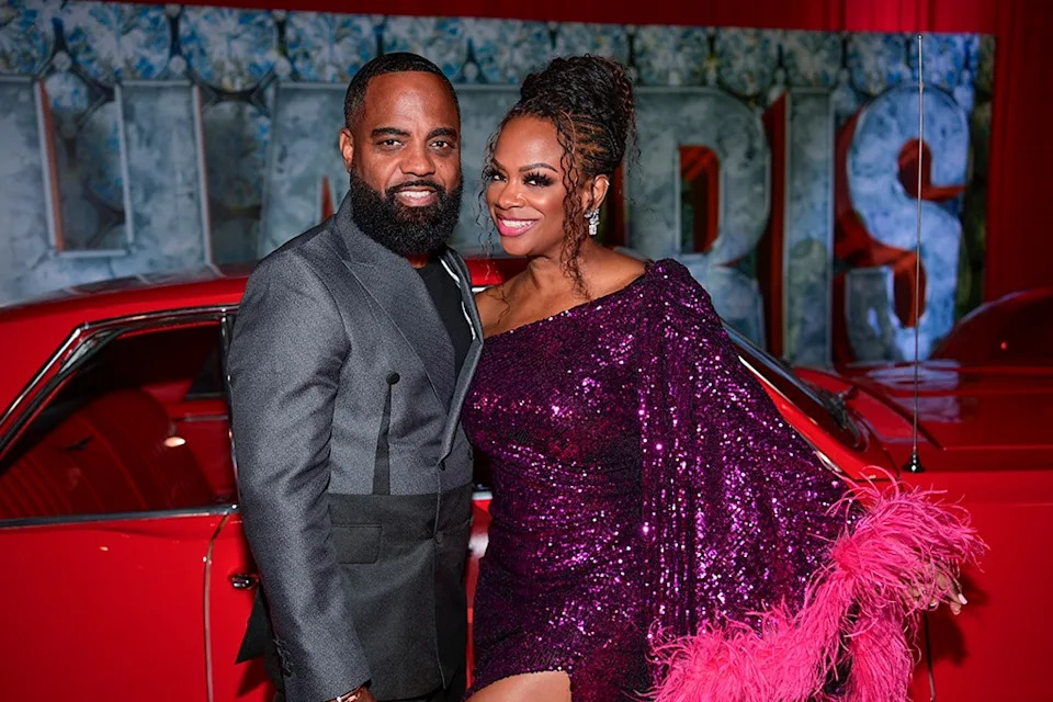 <p>Kandi Burruss & Todd Tucker</p>