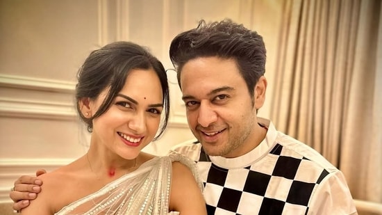 Gaurav Khanna's wife, Akanksha Chamola, urged fans to ignore and report the fake WhatsApp number claiming to be her.