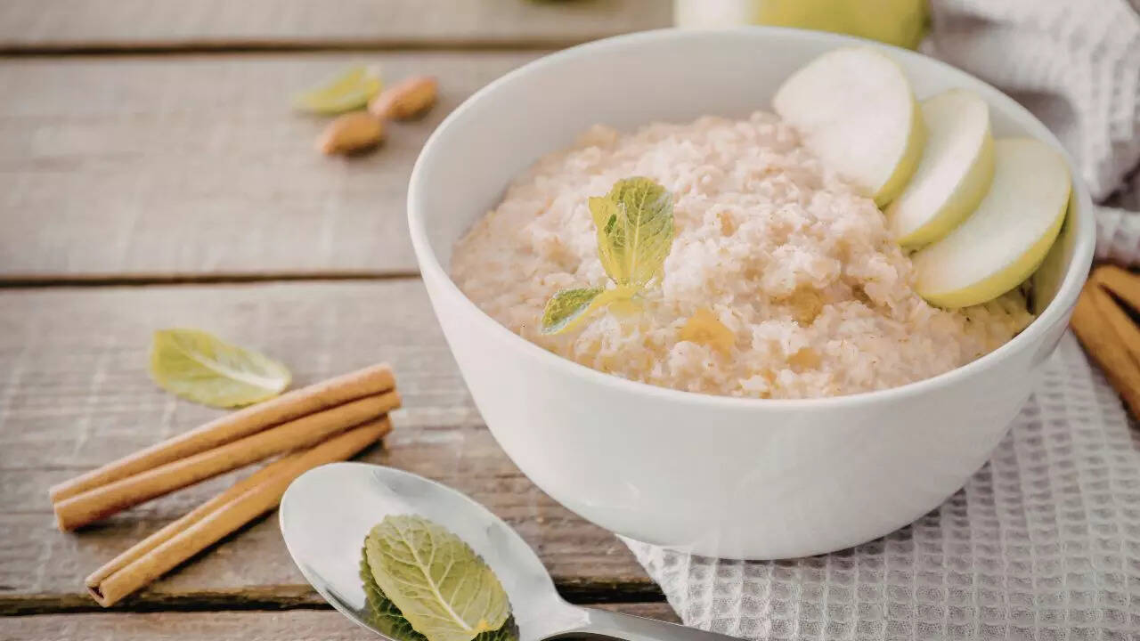 Green apple & cinnamon oatmeal