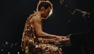 Harry Styles Releases 'Forever, Forever' Video