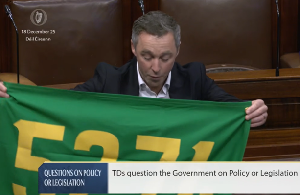 TD chastised over Dáil stunt highlighting children in homelessness - The Journal