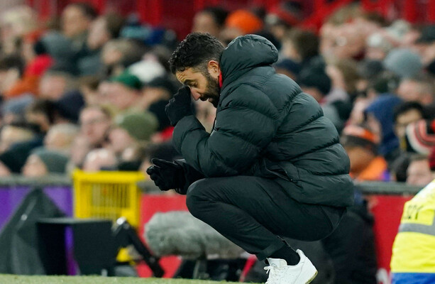 Manchester United booed off as Wolves claim just their third point of the season