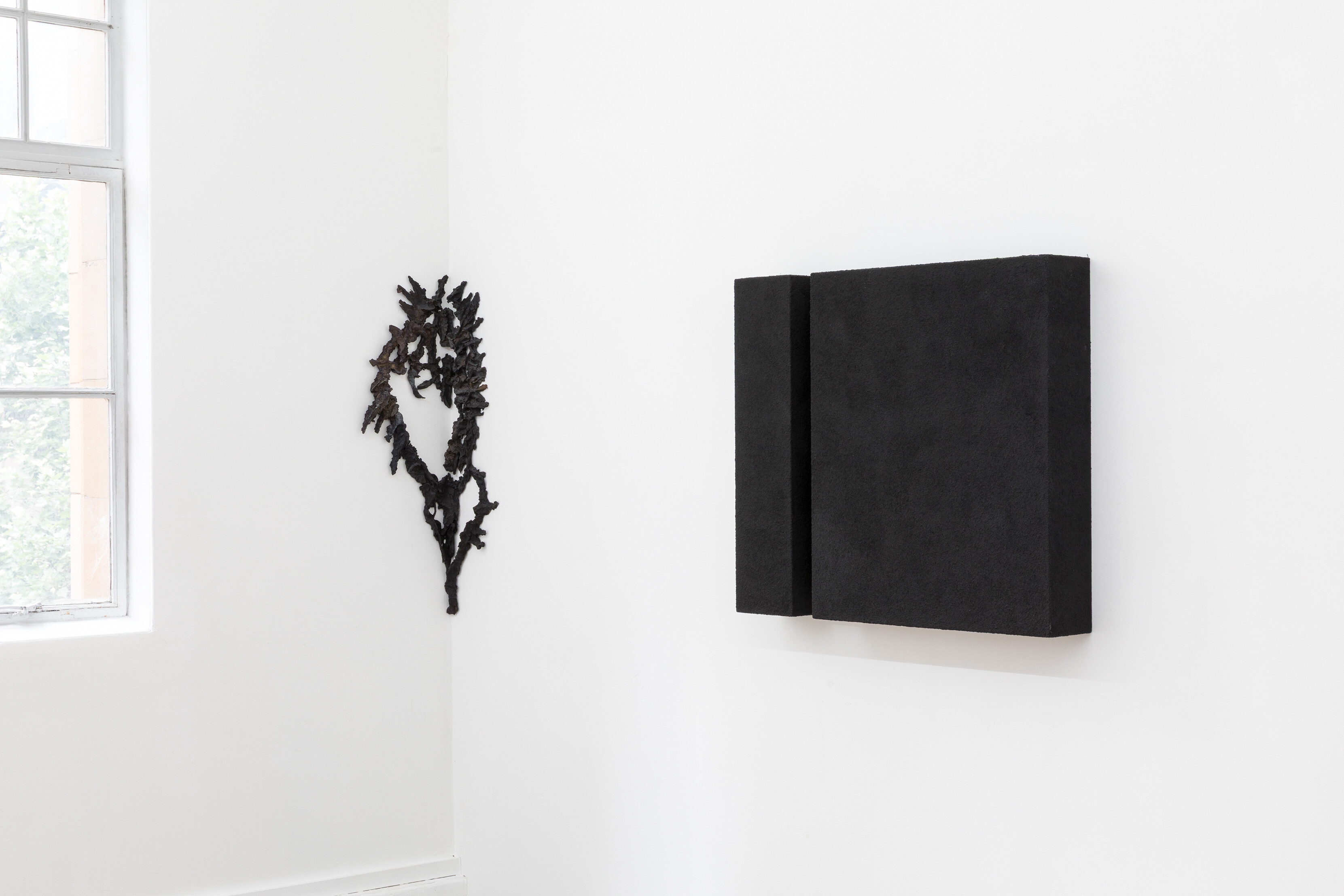 <p>Installation view of <em>Black.2</em> at Void_Melbourne<em>.</em> Left to right: Tara Denny, Suzie Idiens. Courtesy of the artists & Void_Melbourne. Photo: Andrew Curtis Photography</p>
