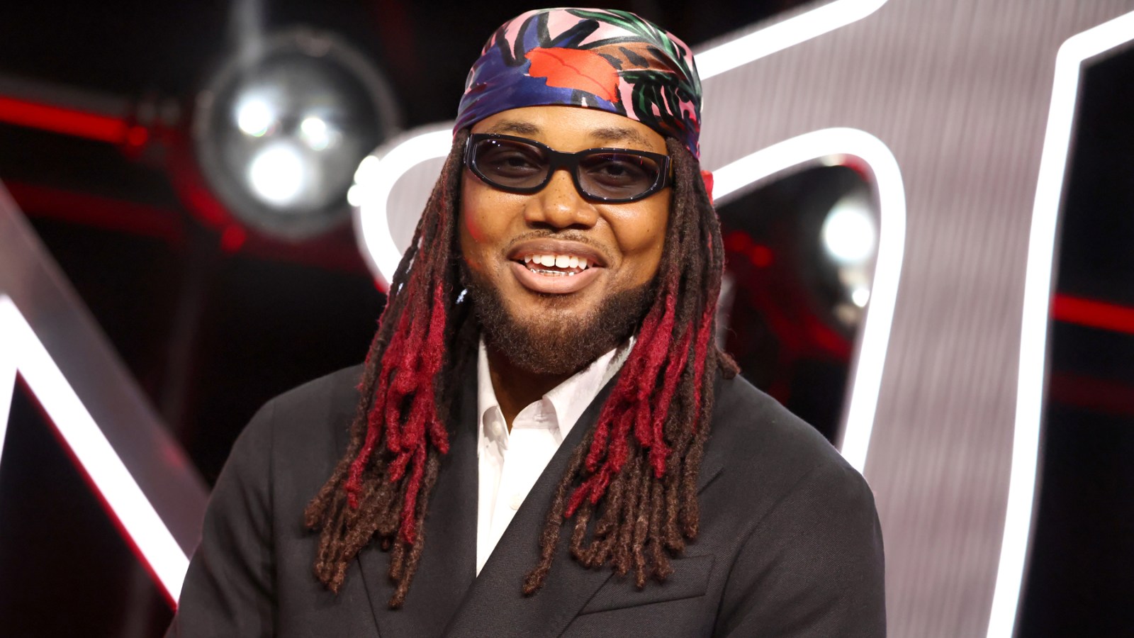 Who Will Win Best R&B Album