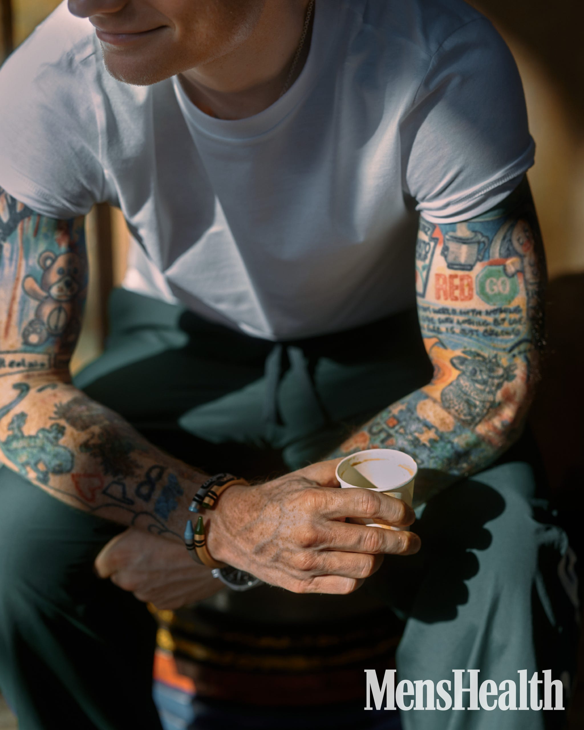 ed sheeran drinking coffee