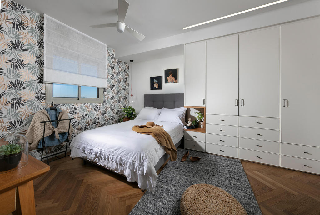 Floor-to-ceiling closet (Photo: Elad Gonen) עיצוב מירב אלקובי