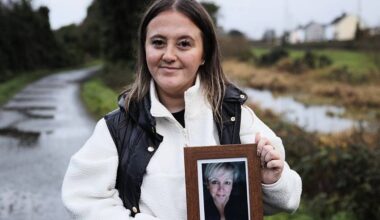 Woman walks 300,000 steps to fundraise after losing mother to heart attack