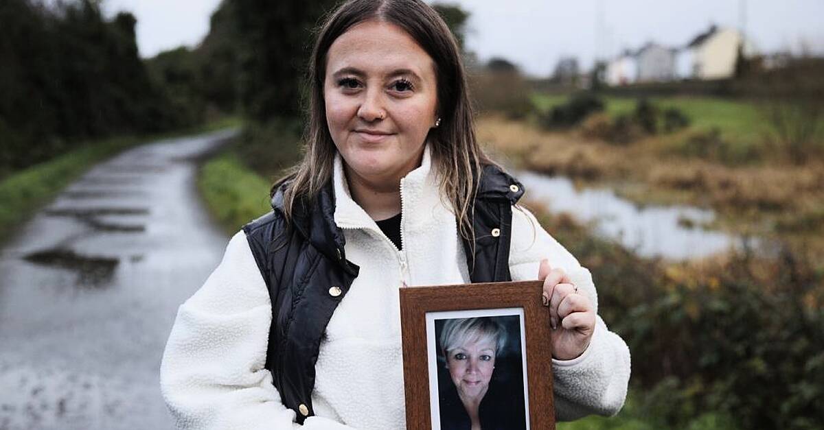 Woman walks 300,000 steps to fundraise after losing mother to heart attack