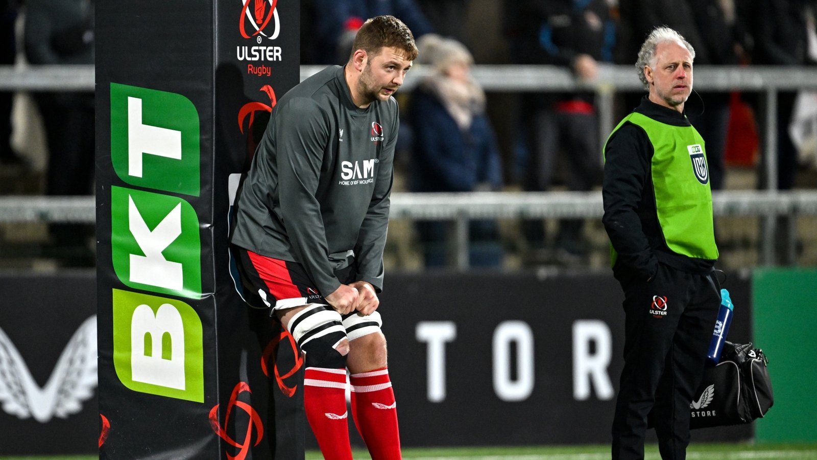 Henderson back for Ulster, Munster rest internationals