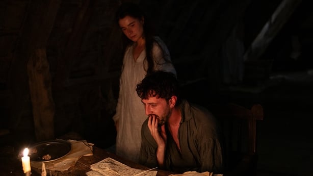 Jessie Buckley and Paul Mescal in Hamnet