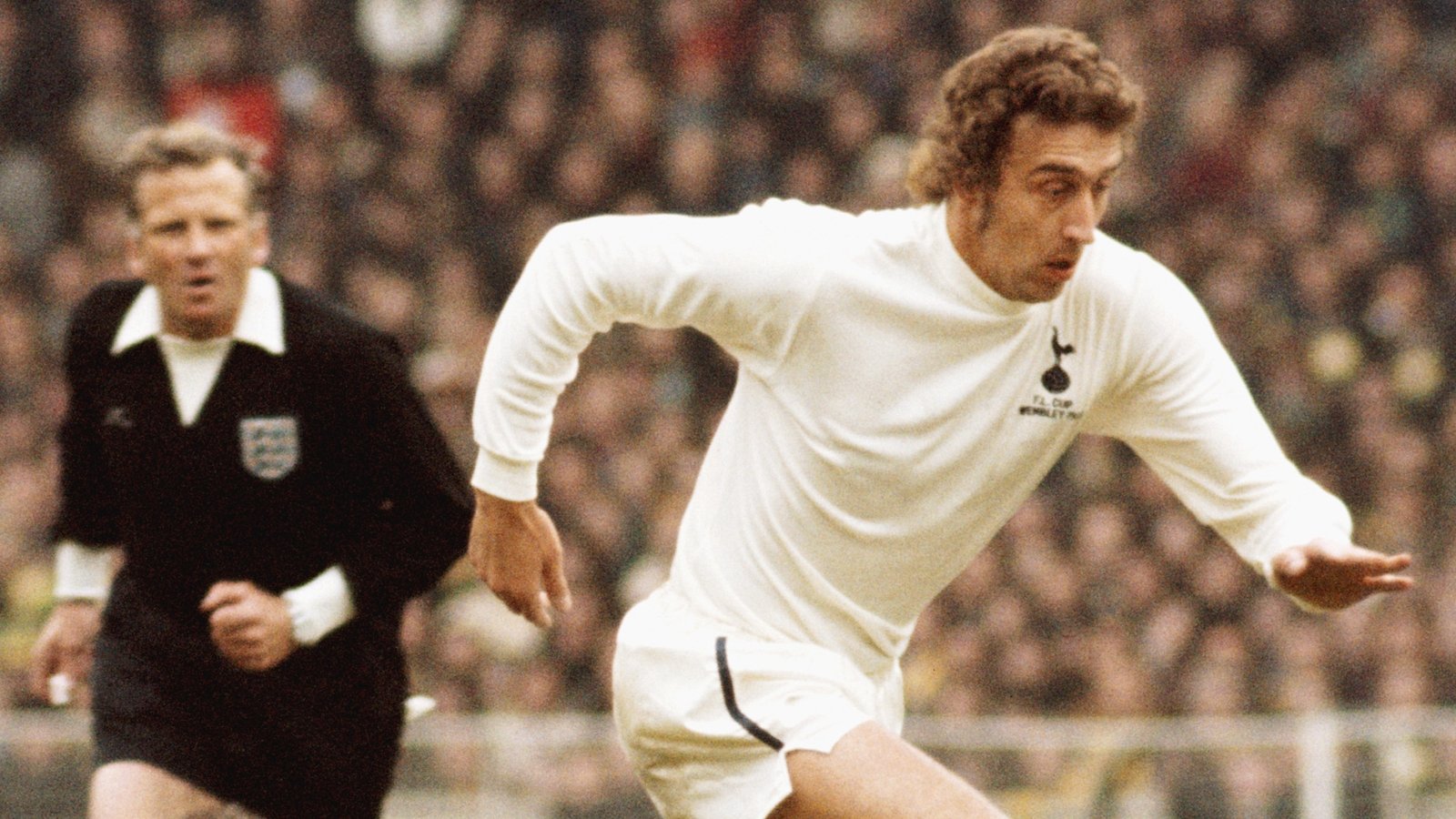Ex-Tottenham striker Chivers dies aged 80