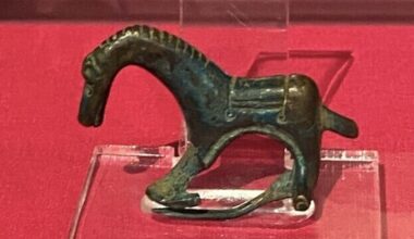 Man claimed he dug up Roman brooch bought on eBay