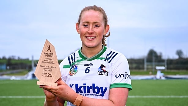 Electric Ireland player of the match award Aine Keane of UL with her side's victory in the Electric Ireland Ashbourne Cup final match between University of Limerick and University College Cork at the University of Galway Connacht GAA AirDome in Bekan, Mayo. Photo by Piaras Ó Mídheach/Sportsfile 