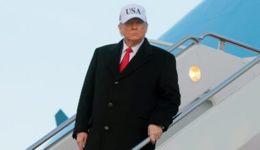 Trump vows 'strong action' if Iran executes protesters