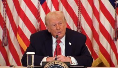 Trump threatens tariffs on those opposing Greenland plans