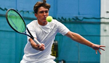 Irish teen Jennings keeps Junior Oz Open dream alive