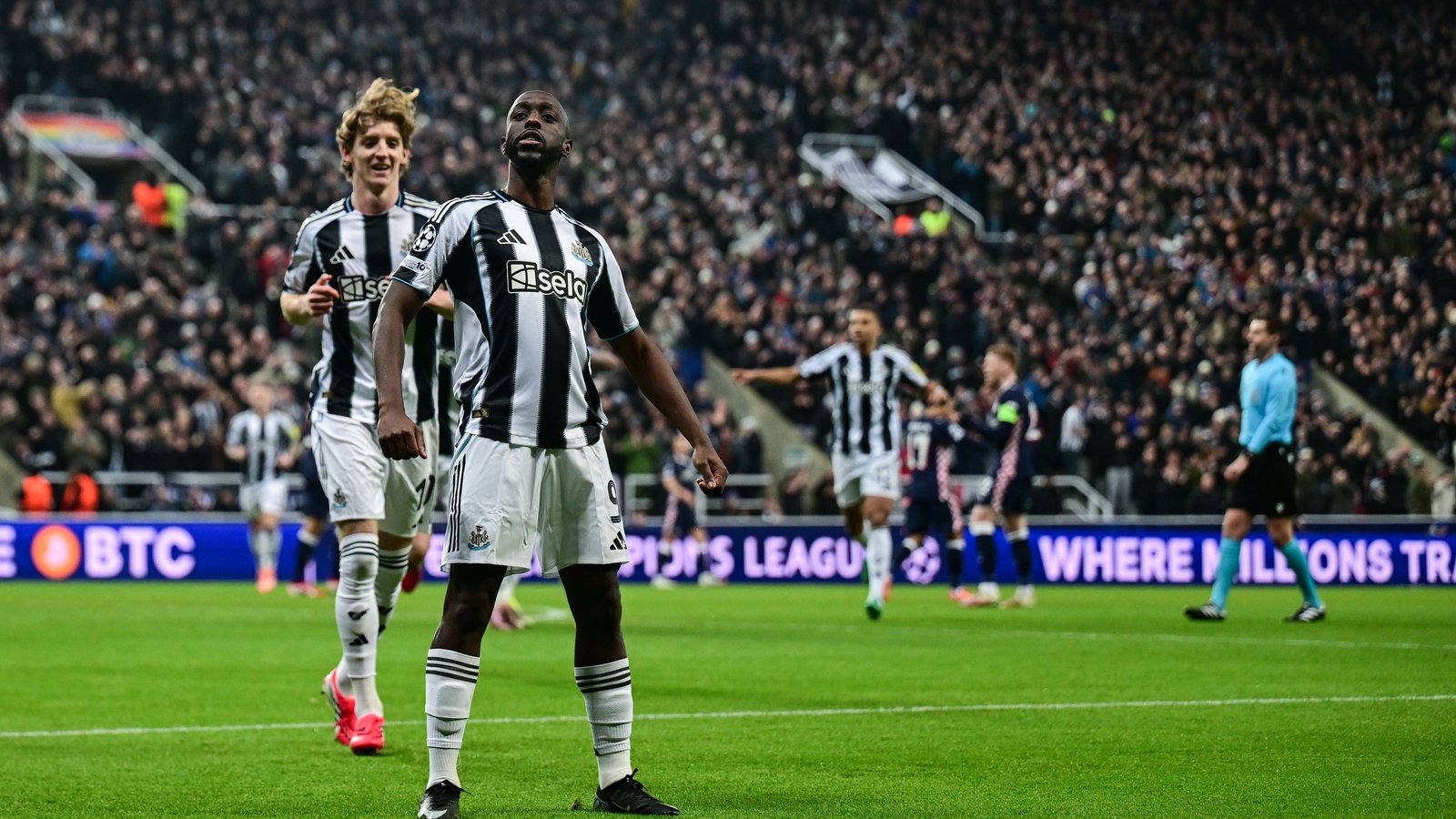 Wissa on target as Newcastle power past PSV