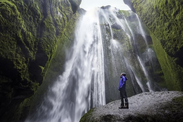 Gljúfrabúi (or Canyon Dweller) is a beautiful waterfall located in South Iceland, close to its better-known counterpart, Seljalandsfoss waterfall. It is an excellent spot for photographers and those admiring a pure nature.