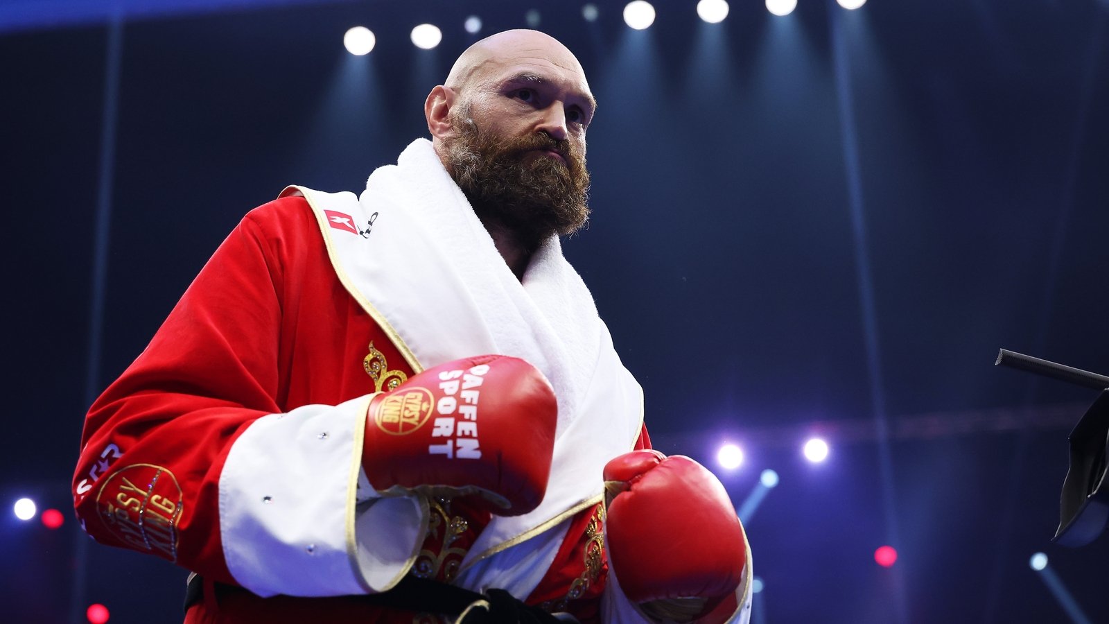 Fury to make April comeback against Makhmudov