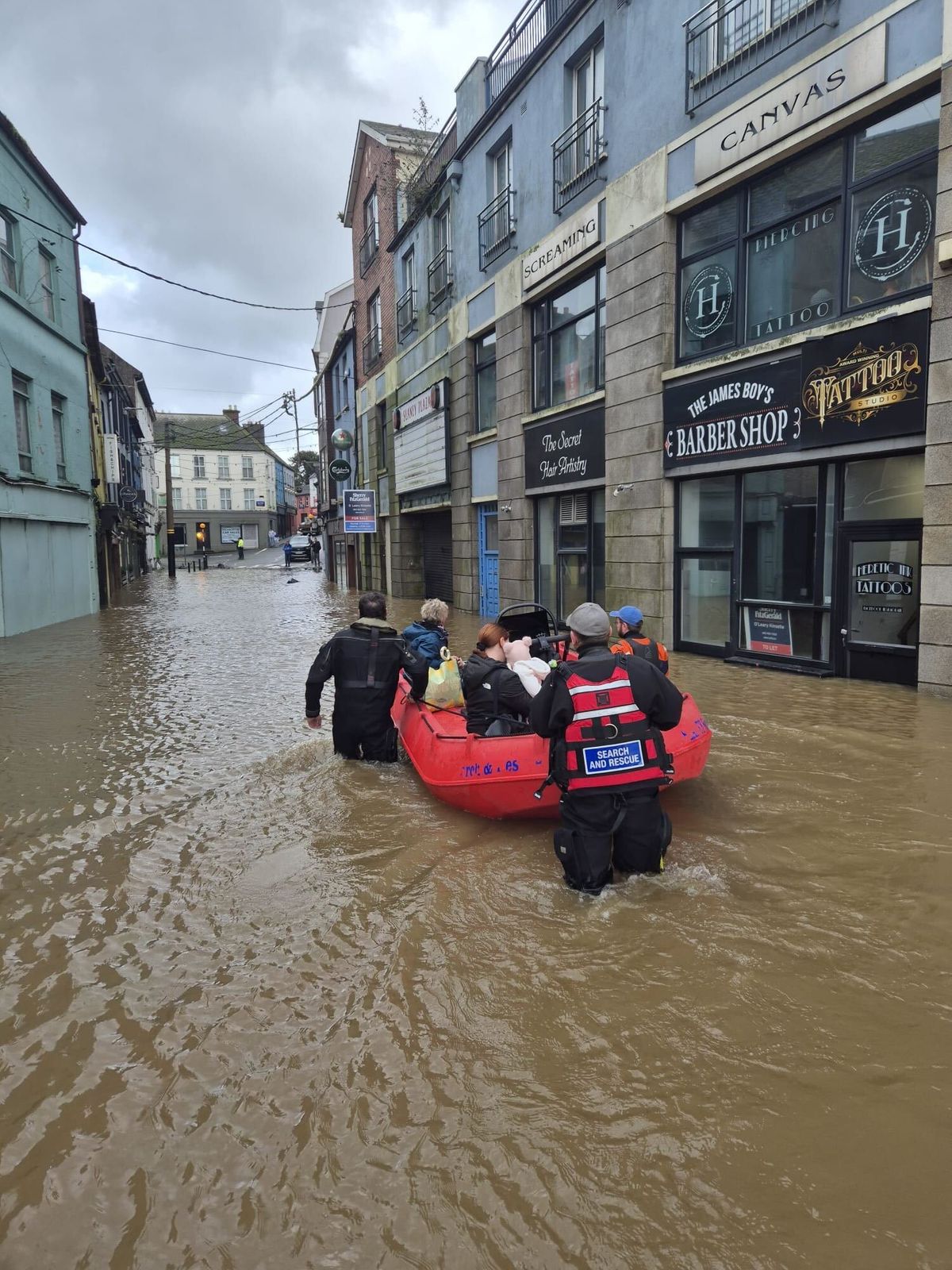 Slaney Search and Rescue come to the aid of another family who were stranded in raising flood waters in Enniscorthy
