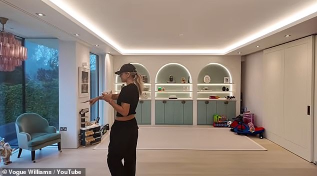 The presenter showed off her minimalistic playroom with three archways to hide toys