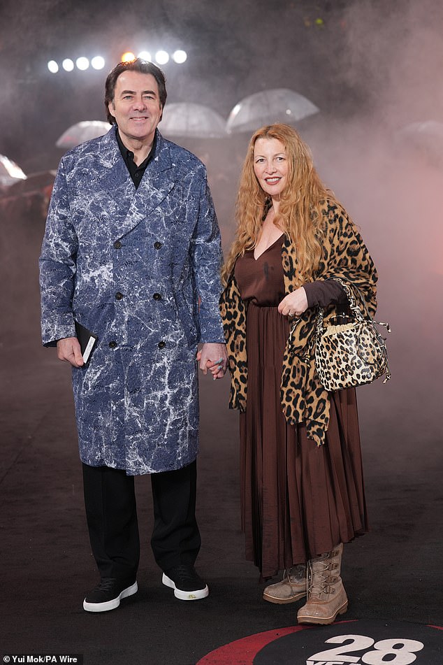 Jonathan Ross' wife Jane Goldman displayed her recent weight loss as they arrived for the premiere together